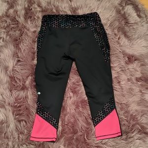 Ideology capri workout leggings cute mesh design!